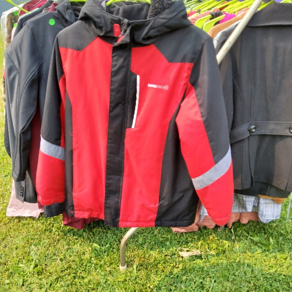 Boys Swiss Tech Insulated winter jacket size 10-12